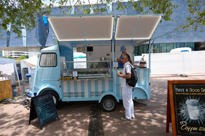 Imagen de Albert Roca se suma a la tendencia food truck en el Festival de la Conciencia